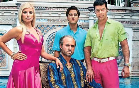 efermedad de giai versace|The True Story of “The Assassination of Gianni Versace”.